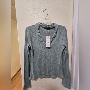 Miss Me Ribbed Long Sleeve Top - Light Green